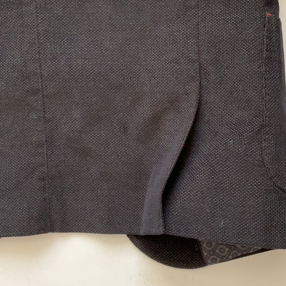 Strand Textured Blazer - Picture 11 of 12